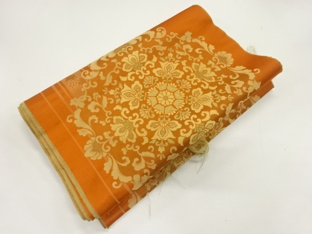 JAPANESE KIMONO / ANTIQUE BOLT FOR FUTON BEDDING / WOVEN FLORAL CREST